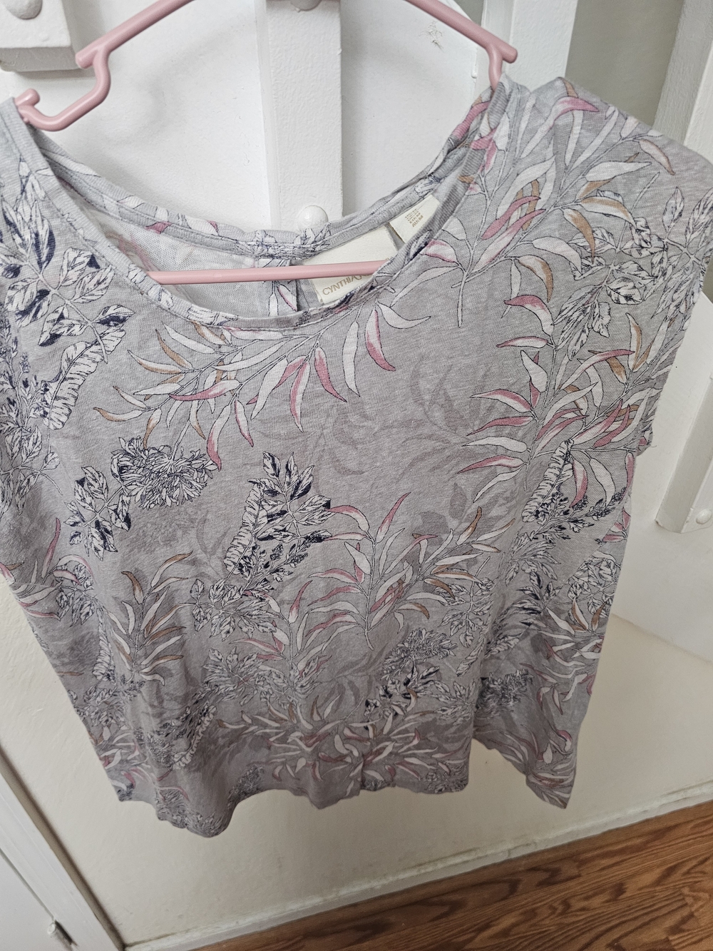 Cynthia Rowley Light Gray floral top